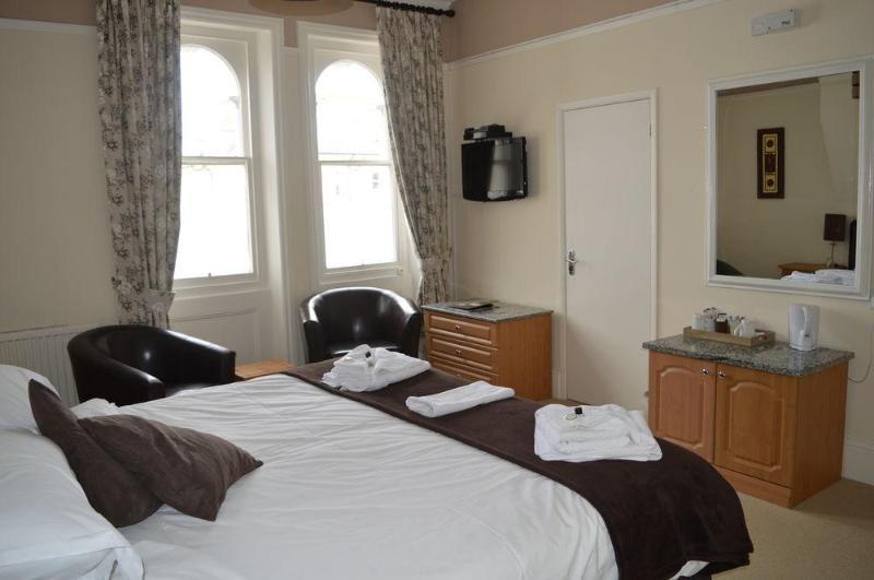 The Sheldon B&B - Free Private Parking AEGON International Exteriér fotografie