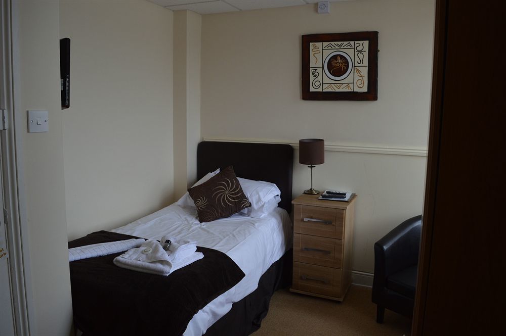 The Sheldon B&B - Free Private Parking AEGON International Exteriér fotografie